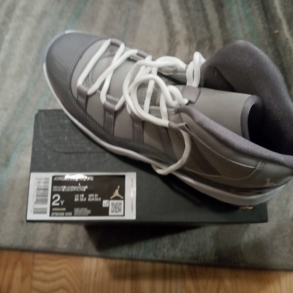 New - Picture 4 of 4